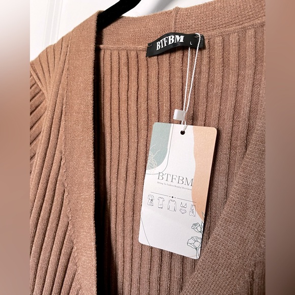 BTFBM Women Wrap Deep V Neck Cropped Sweater - Picture 4 of 8